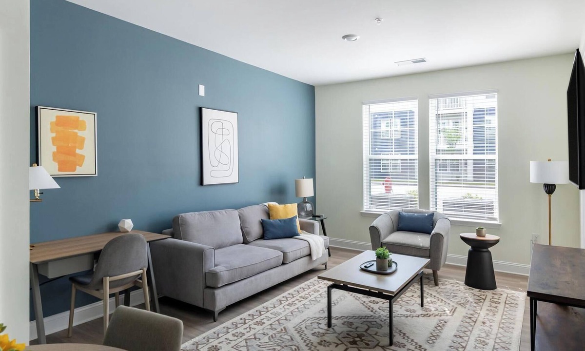 Wilmington Apartment | Landing | Chic 1BD, Gym, Pool