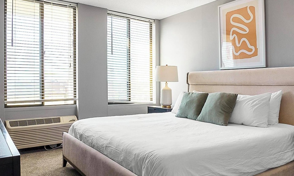 Fort Wayne Apartment | Landing | Chic 1BD, Gym, Pool