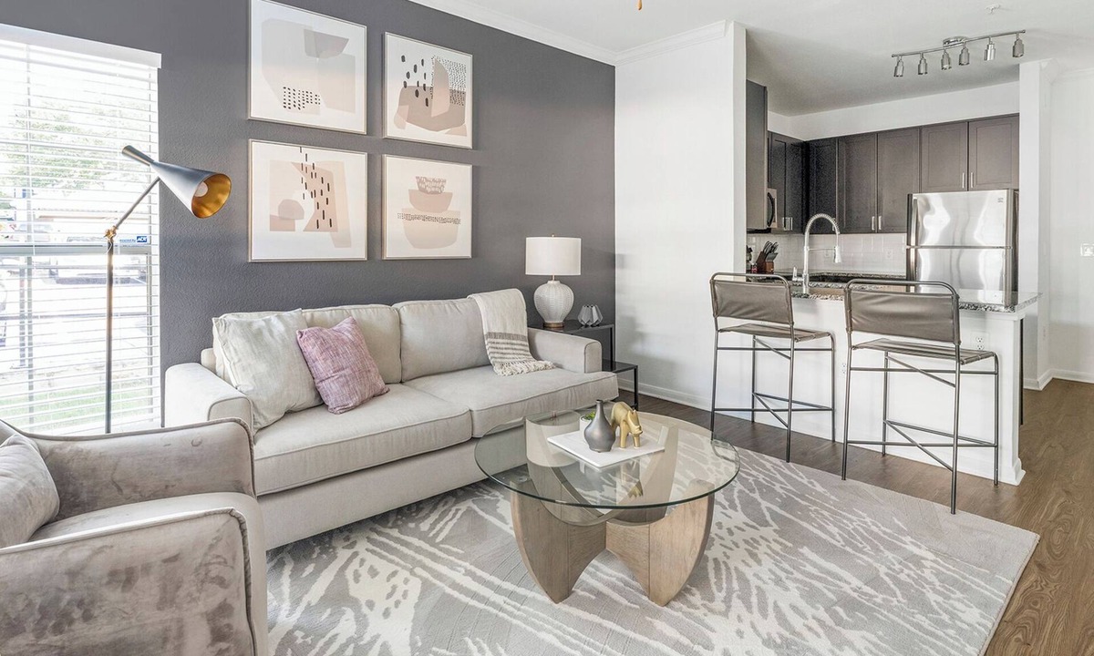 Austin Apartment | Landing | Chic 1BD, Pool, Courtyard