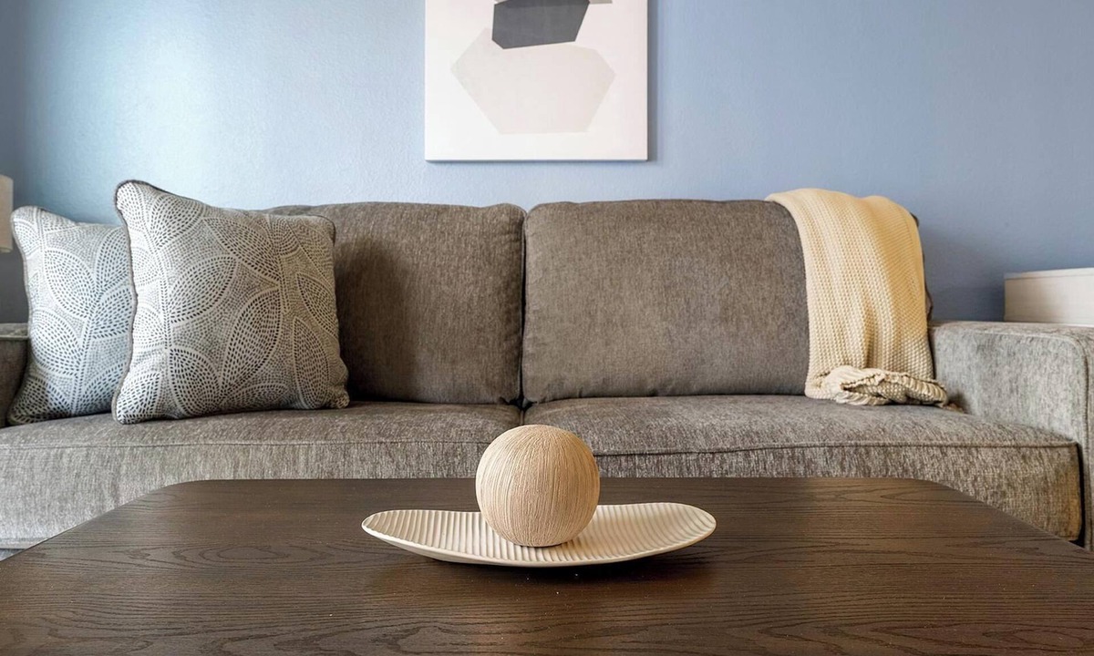 Del Mar Apartment | Landing | Chic 1BD, Clubhouse