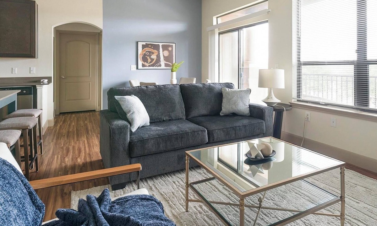 Spring Apartment | Landing | Chic 1BD, Gym