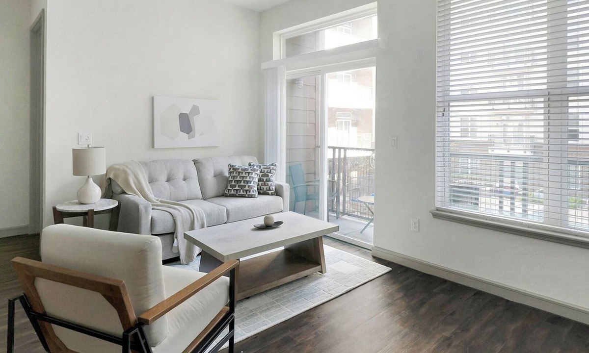 Central Business District Apartment | Landing | Chic 2BD, Gym, Courtyard