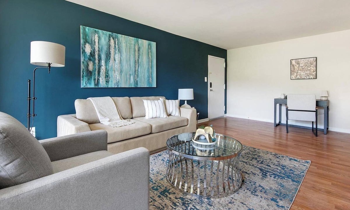 Greenbelt Apartment | Landing | Chic 2BD, Gym, Pool