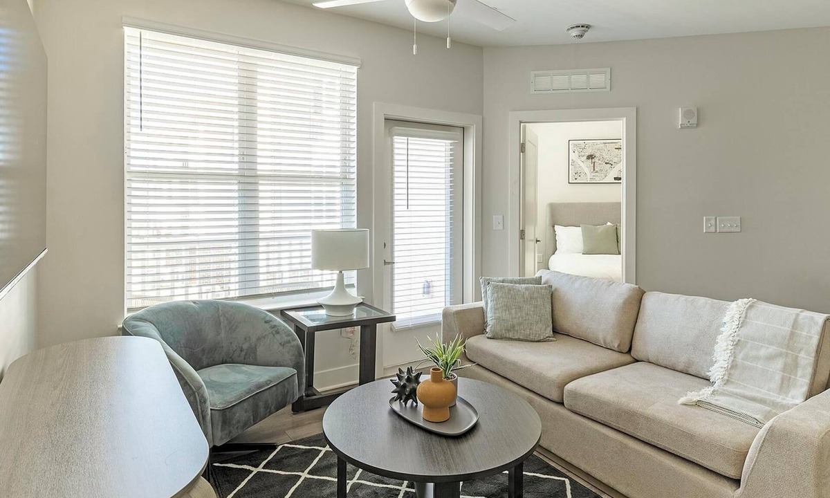 Belle Mina Apartment | Landing | Chic 2BD, Gym, Pool