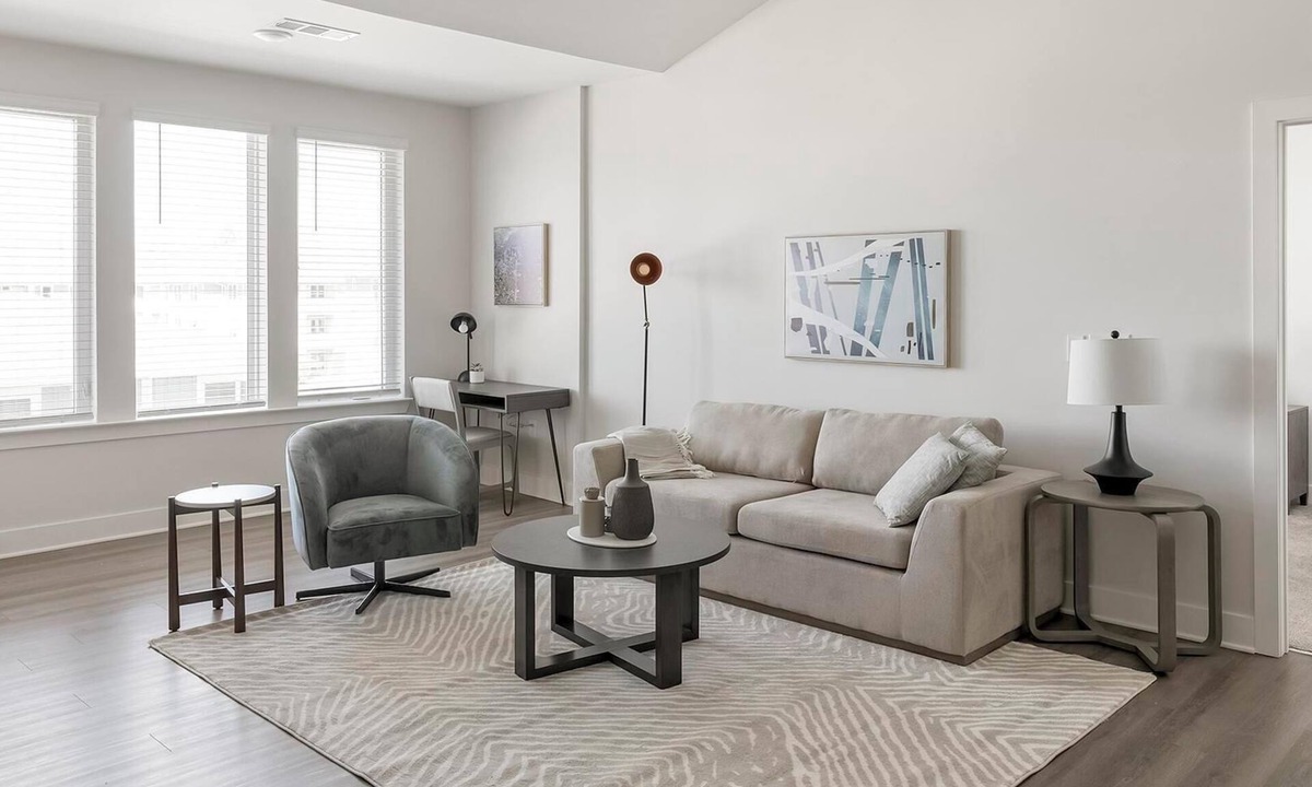Belle Mina Apartment | Landing | Chic 2BD, Pool, Yoga Studio