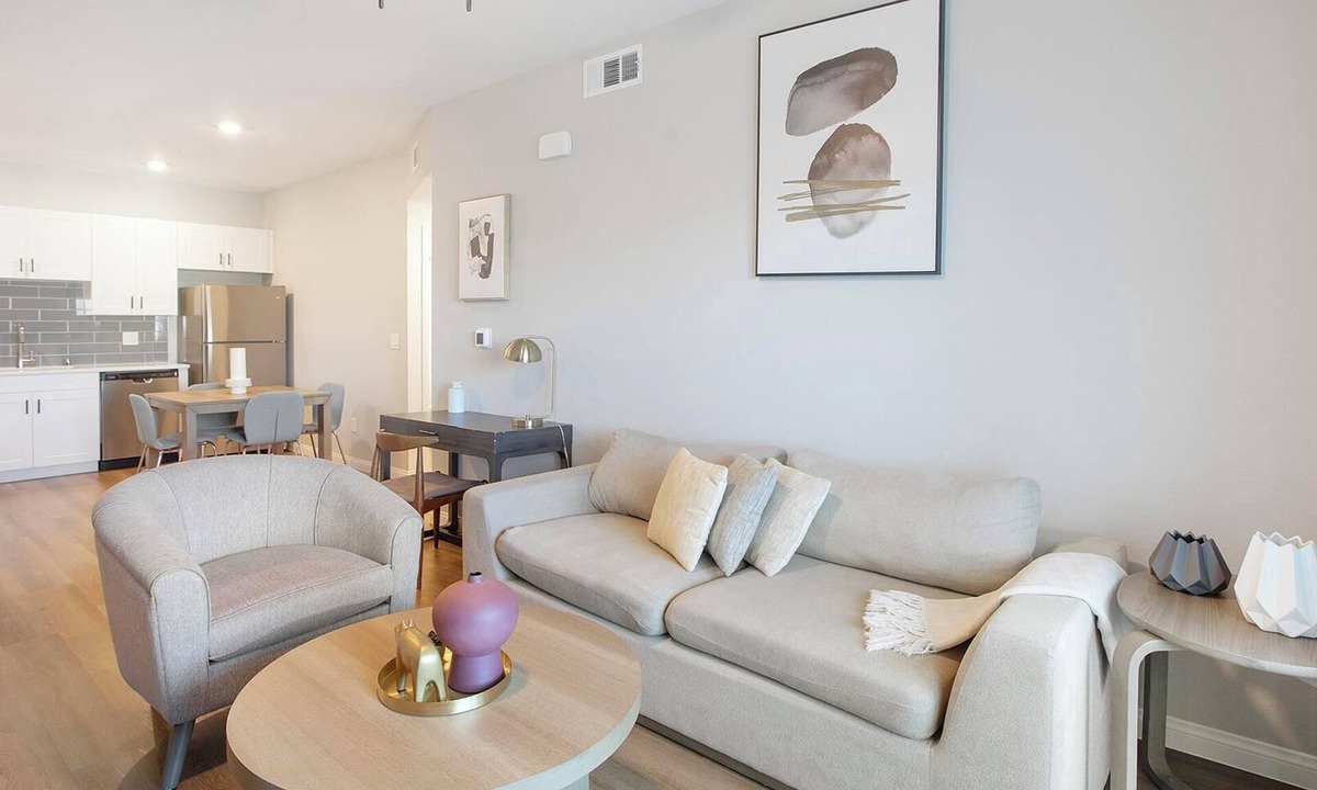 Townsite Apartment | Landing | Chic 2BD, Rooftop Lounge, Pool