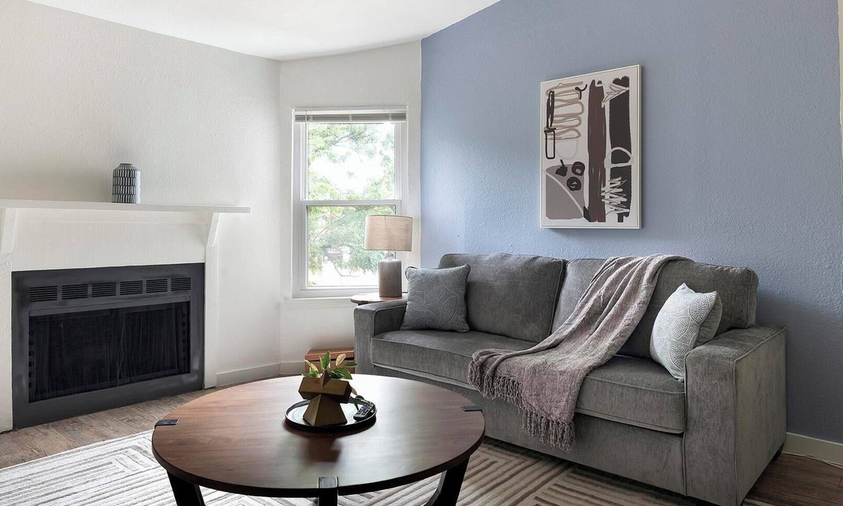 DeSoto Apartment | Landing | Chic 2BD, Tennis Court, Pool