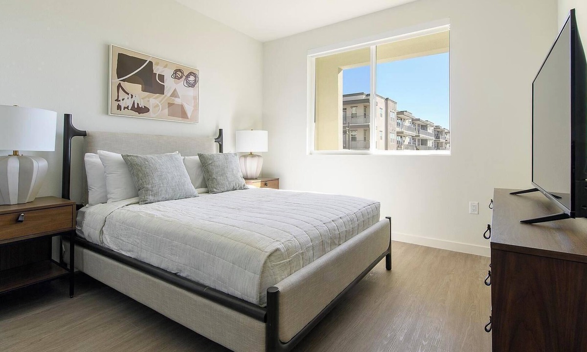 Rhodes Ranch Apartment | Landing | Incredible 2BD, Gym, Rooftop Lounge