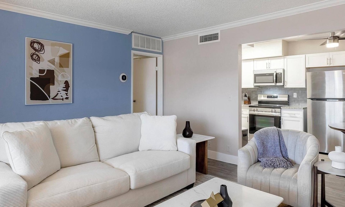 Rancho Oakey Apartment | Landing | Incredible 1BD, Gym