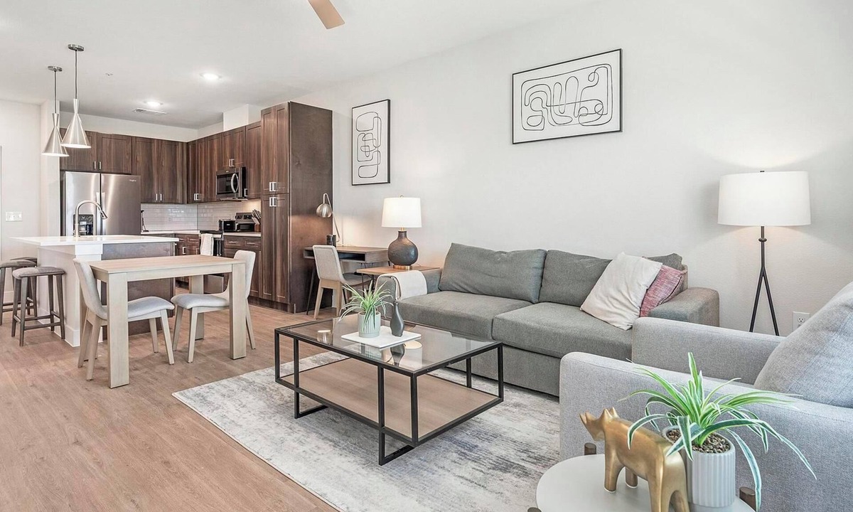 Seguin Apartment | Landing | Incredible 1BD, Gym, Pool
