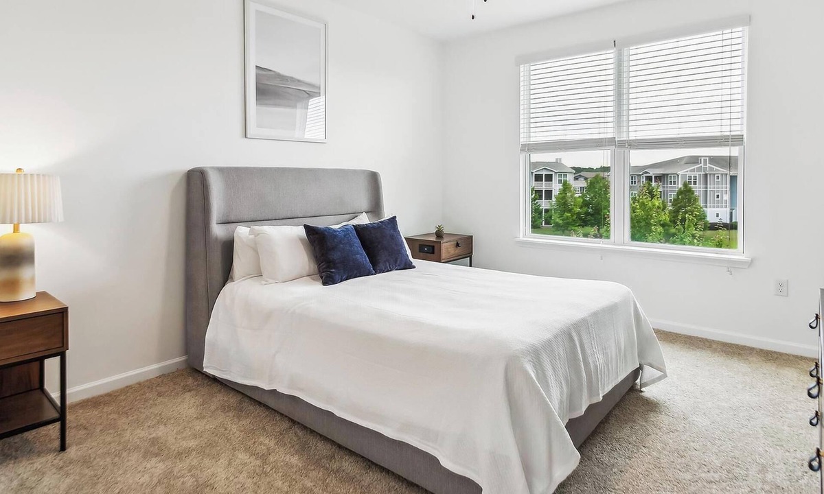 Eden Apartment | Landing | Incredible 1BD, Pool, Clubhouse