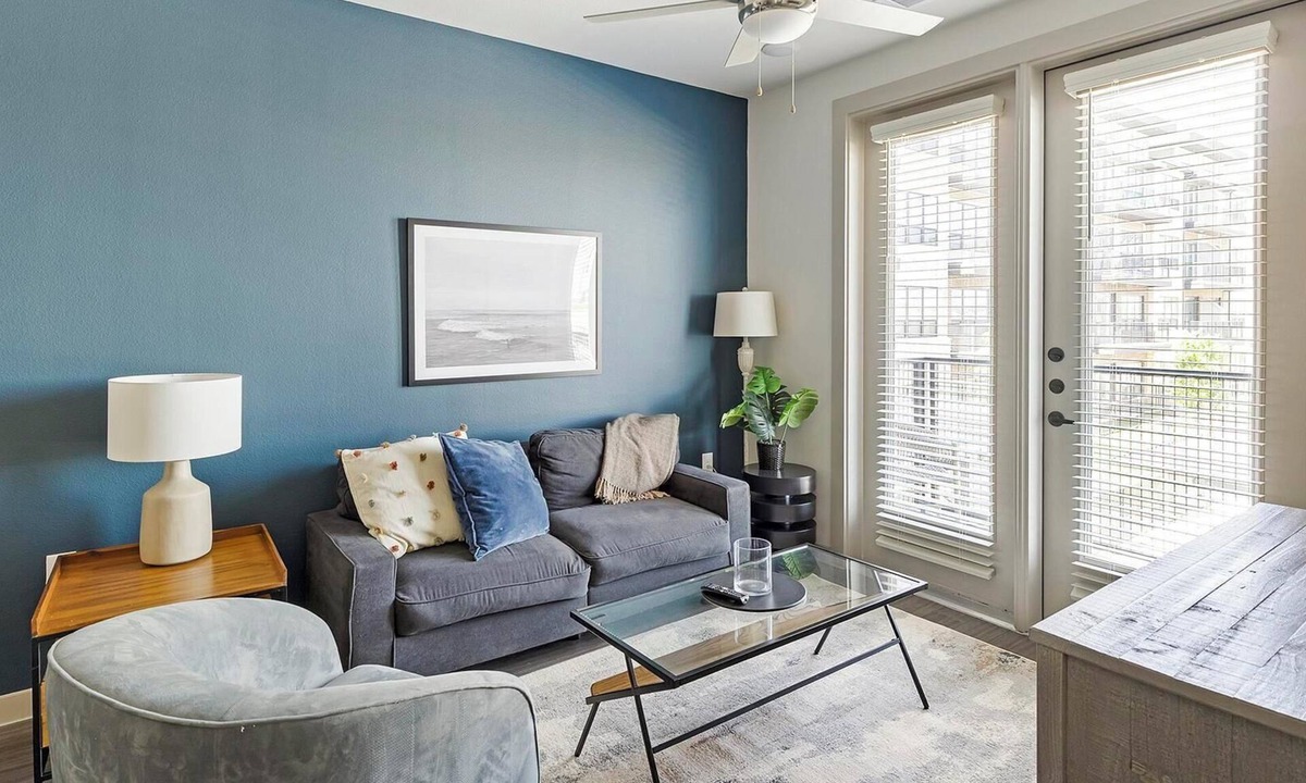 Anna Apartment | Landing | Incredible 1BD, Yoga Studio, Gym