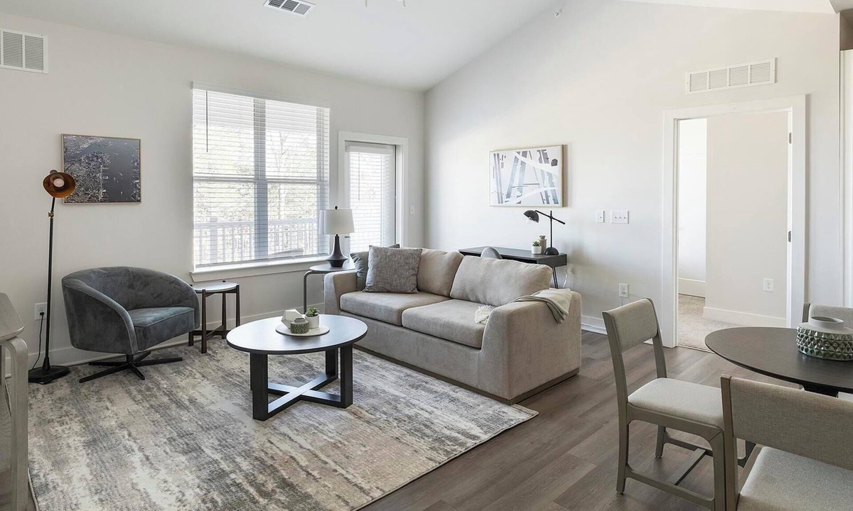 Belle Mina Apartment | Landing | Incredible 2BD, Gym, Courtyard
