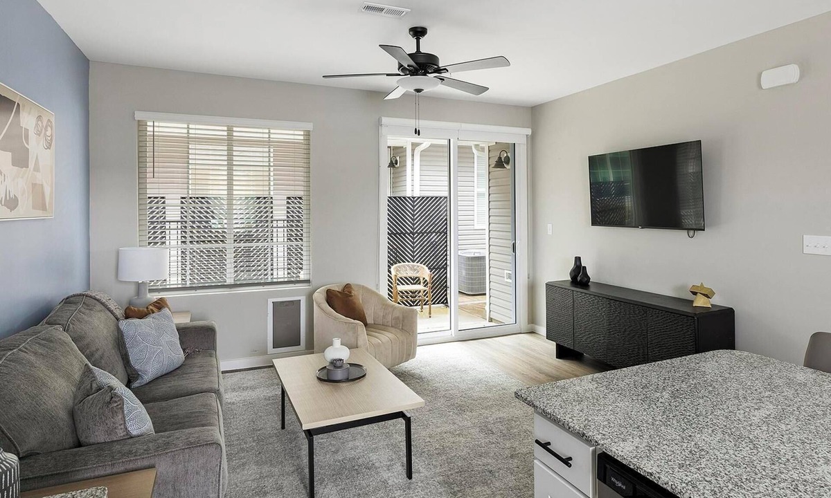 Madison Apartment | Landing | Incredible 2BD, Pool, Courtyard