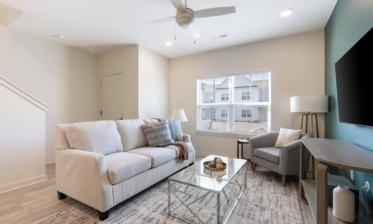 Wilmington Apartment | Landing | Incredible 2BD, Yoga Studio, Gym