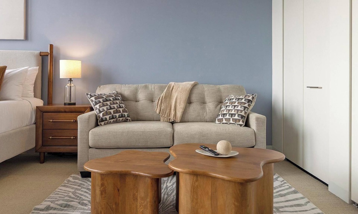 Downtown Hartford Apartment | Landing | Incredible Studio, Gym