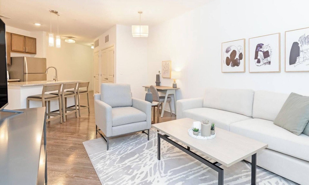 San Marco Apartment | Landing | Incredible 1BD, Gym, Clubhouse