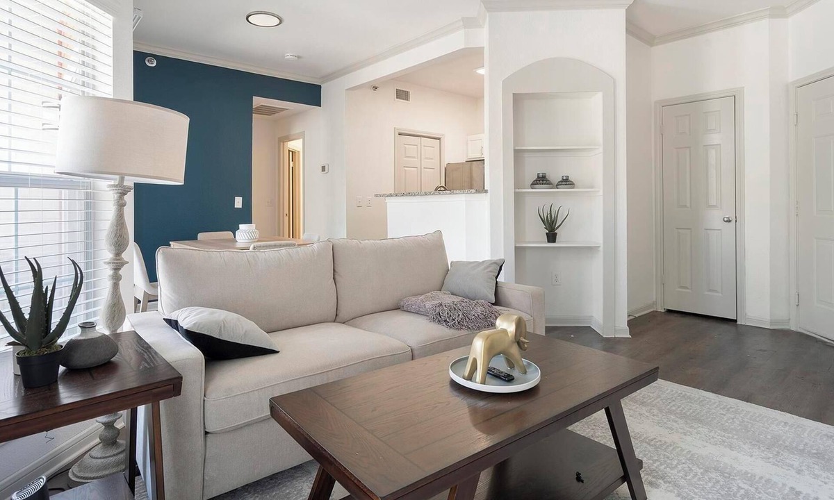 Stone Oak Apartment | Landing | Incredible 1BD, Gym