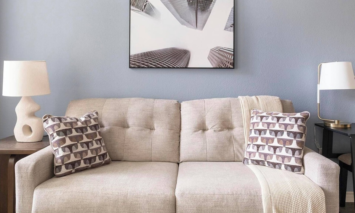 Barker Apartment | Landing | Modern 1BD, Gym, Clubhouse