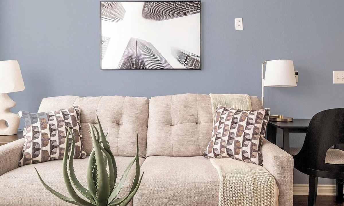 Barker Apartment | Landing | Modern 1BD, Gym, Clubhouse