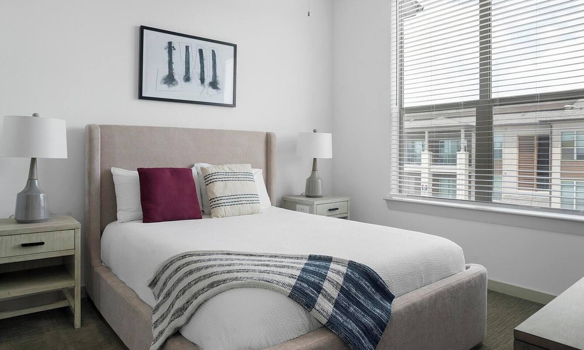 Austin Apartment | Landing | Modern 1BD, Pool, Clubhouse