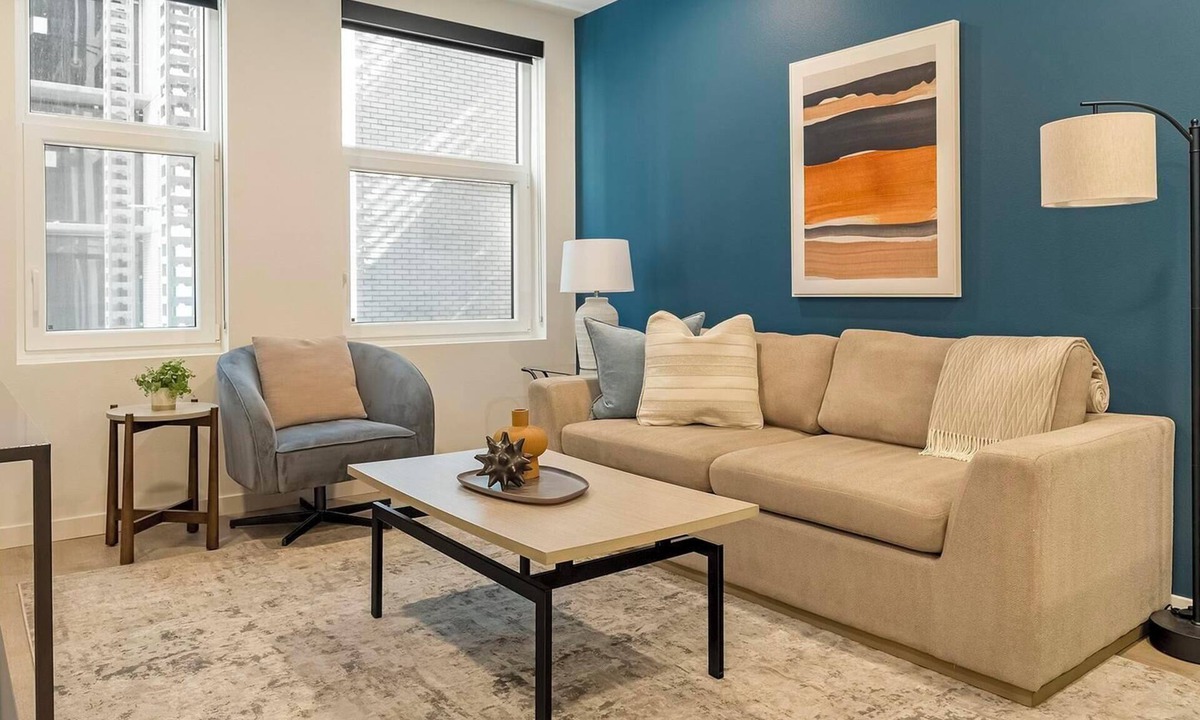 Civic Center Apartment | Landing | Modern 1BD, Rooftop Lounge, Gym