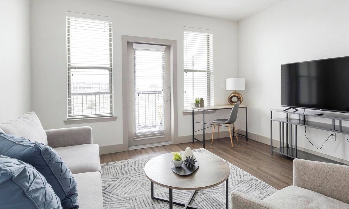 Haltom City Apartment | Landing | Modern 1BD, Gym, Yoga Studio