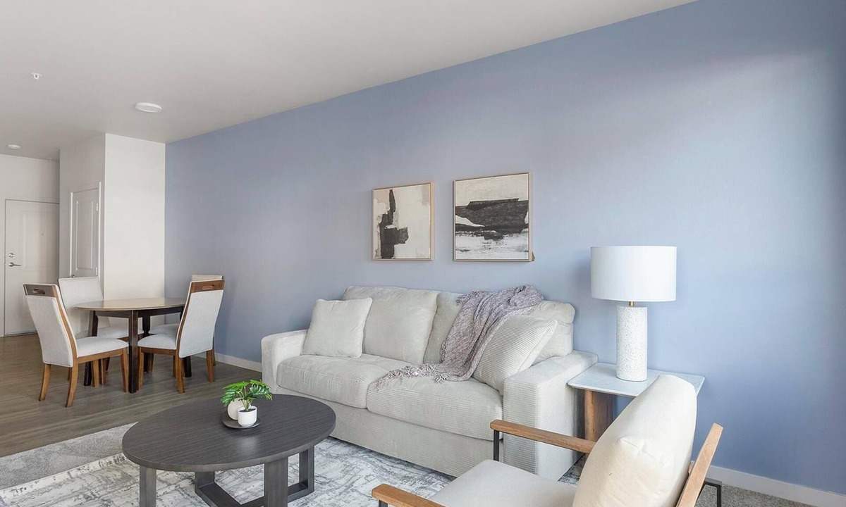 Smokey Point Apartment | Landing | Modern 2BD, Clubhouse, Pool