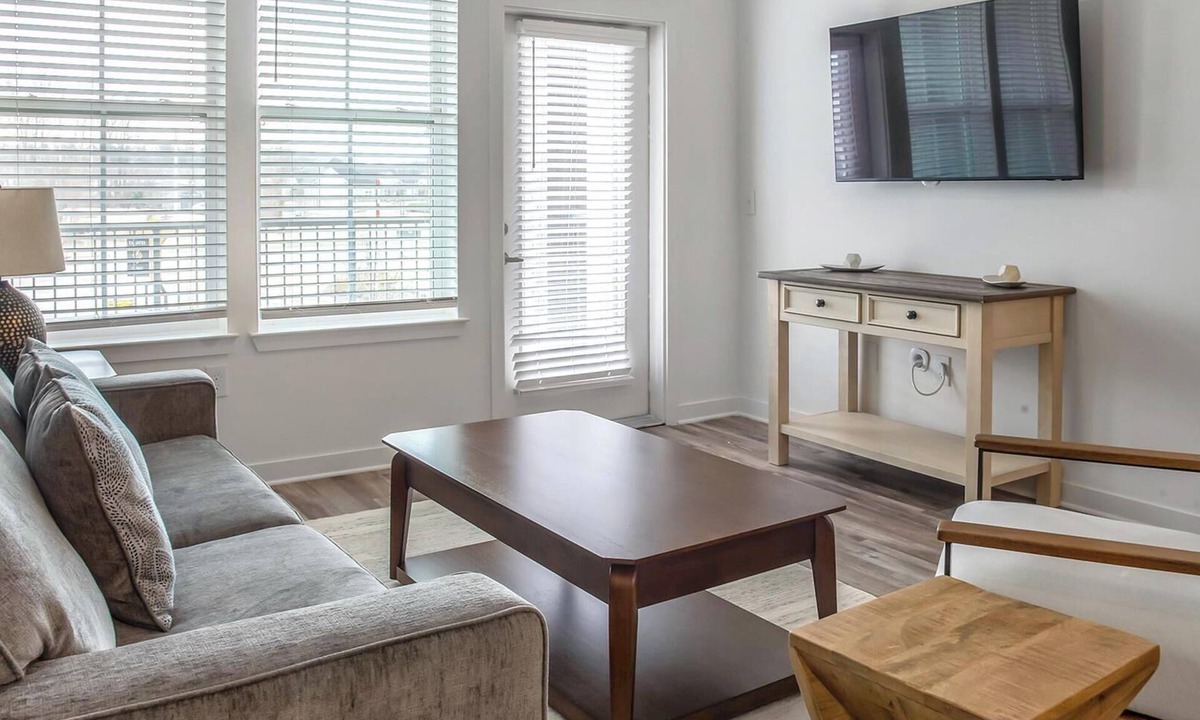Cordova Apartment | Landing | Modern 2BD, Clubhouse
