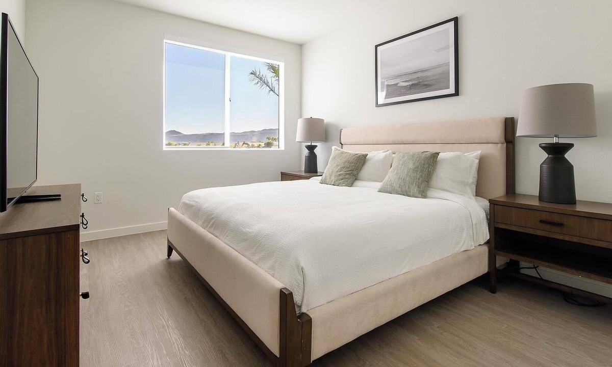 Rhodes Ranch Apartment | Landing | Modern 2BD, Courtyard, Rooftop Lounge