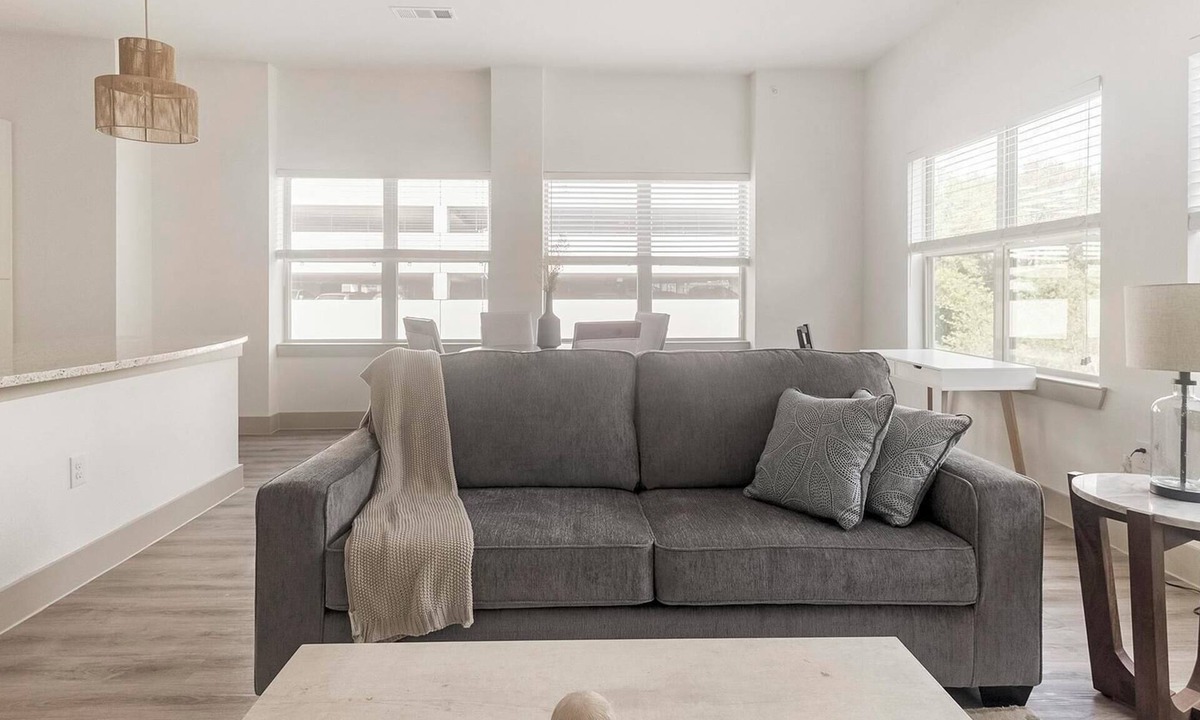 Addicks Apartment | Landing | Modern 2BD, Courtyard, Gym