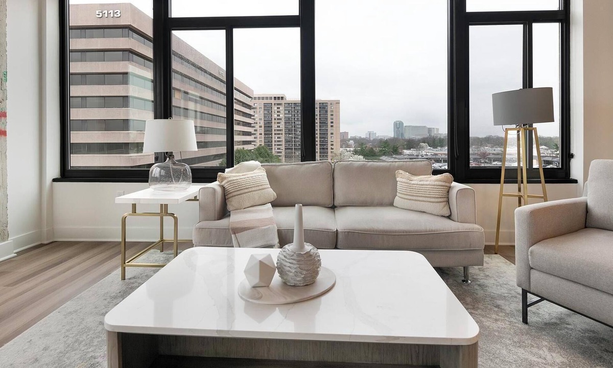 Baileys Crossroads Apartment | Landing | Modern 2BD, Gym, Game Room