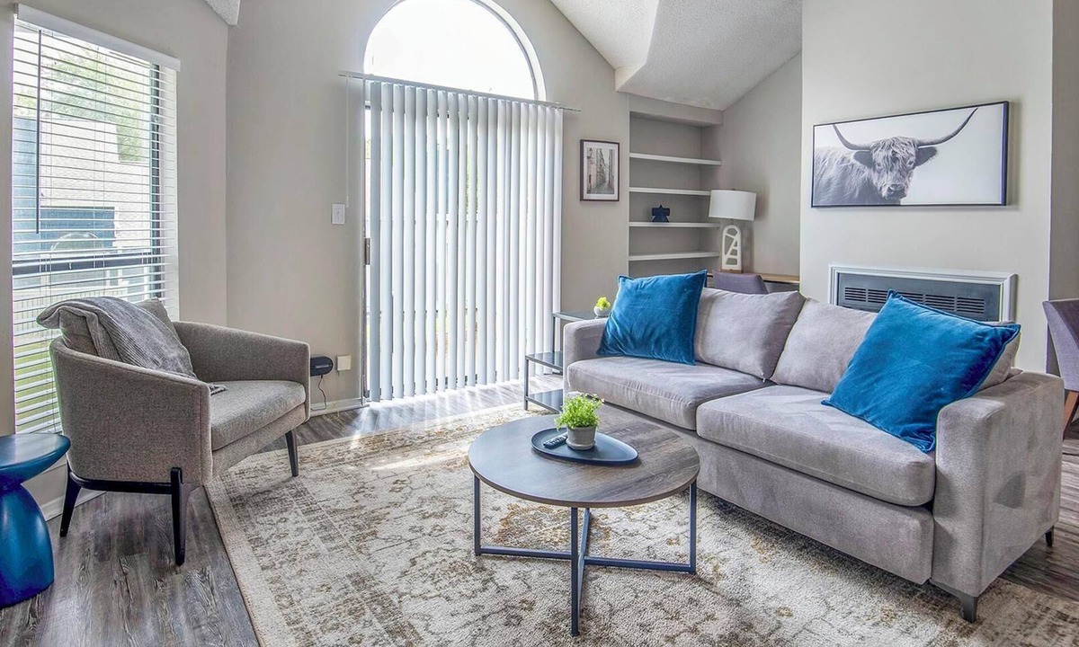 Cordova Apartment | Landing | Modern 2BD, Gym, Game Room