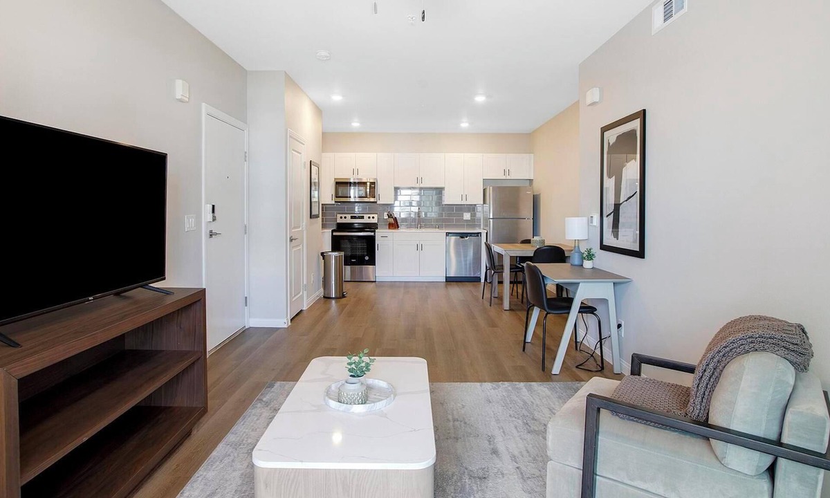 Townsite Apartment | Landing | Modern 2BD, Pool, Rooftop Lounge