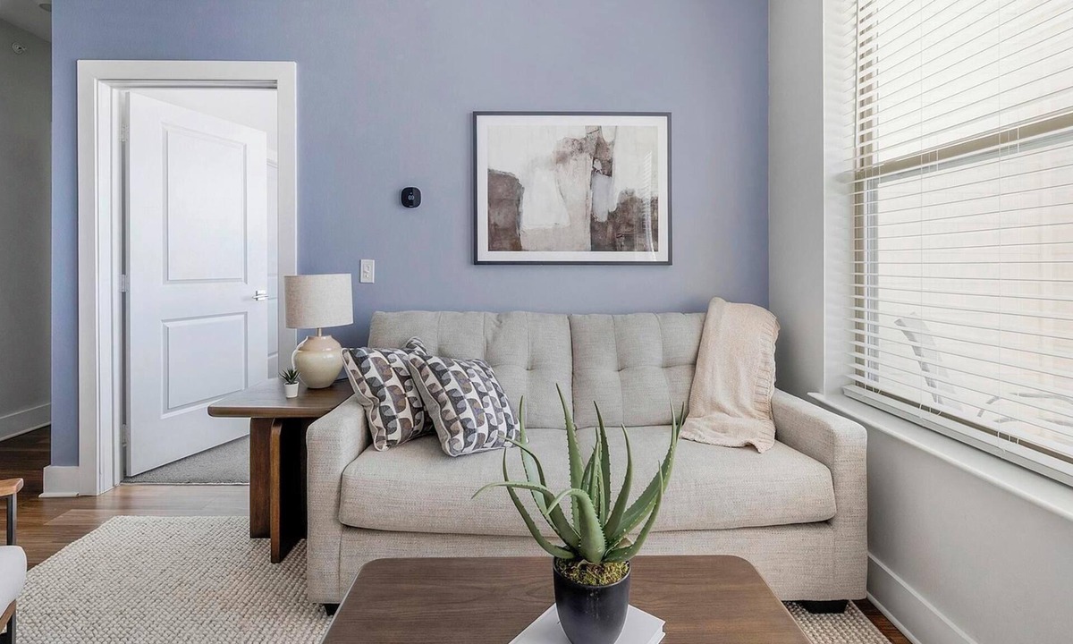 Ferndale Apartment | Landing | Modern 2BD, Pool, Yoga Studio