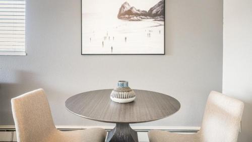 Northwest Colorado Springs Apartment | Landing Modern Apartment with Amazing Amenities (ID7160X43)