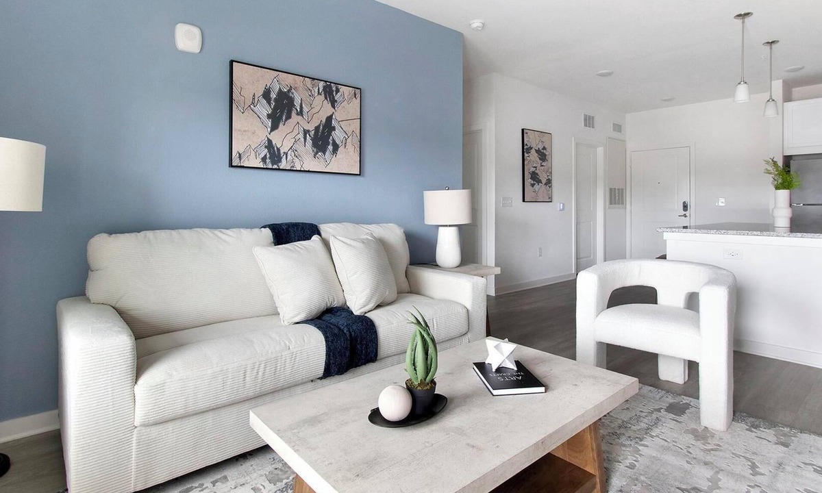 Northside Apartment | Landing | Spectacular 2BD, Gym, Clubhouse