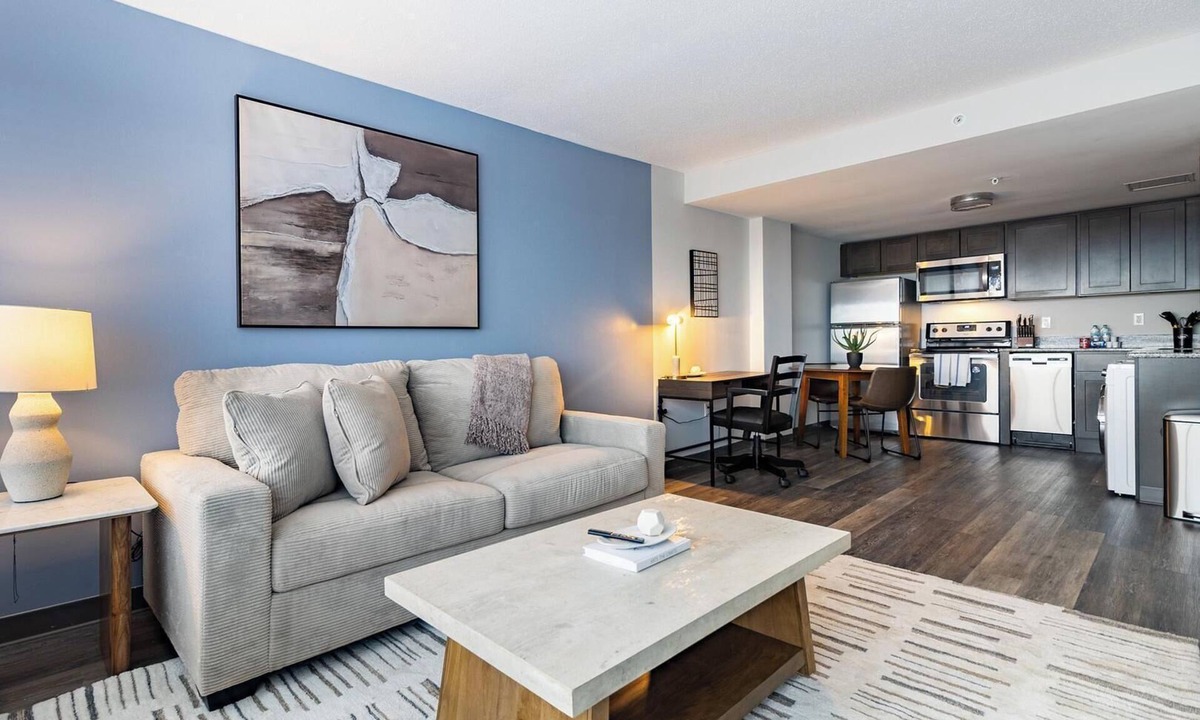 Downtown Hartford Apartment | Landing | Spectacular 1BD, Gym, Game Room