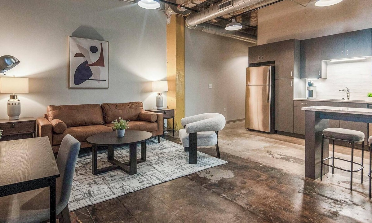 Uptown Apartment | Landing | Spectacular 1BD in Uptown
