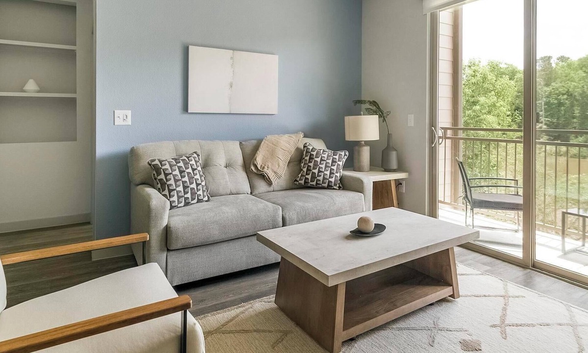 New Caney Apartment | Landing | Spectacular 2BD, Gym