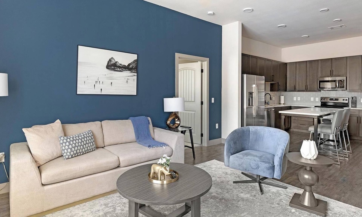Denton Apartment | Landing | Spectacular 2BD, Courtyard, Clubhouse