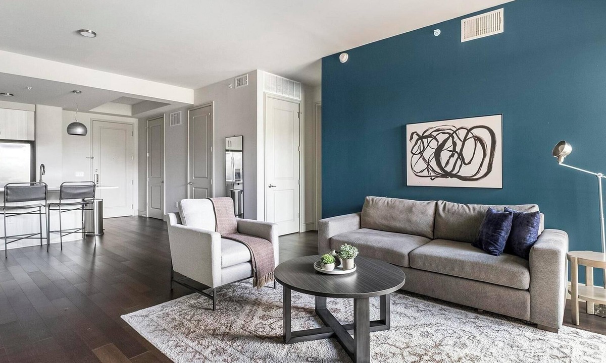 Houston Apartment | Landing | Spectacular 2BD, Pool, Gym
