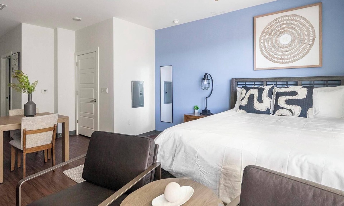Five Points South Apartment | Landing | Spectacular Studio, Pool, Yoga Studio
