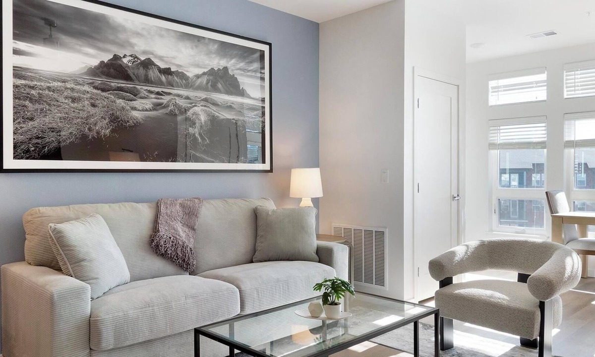 Northgate Apartment | Landing | Stunning 1BD, Pool, Gym