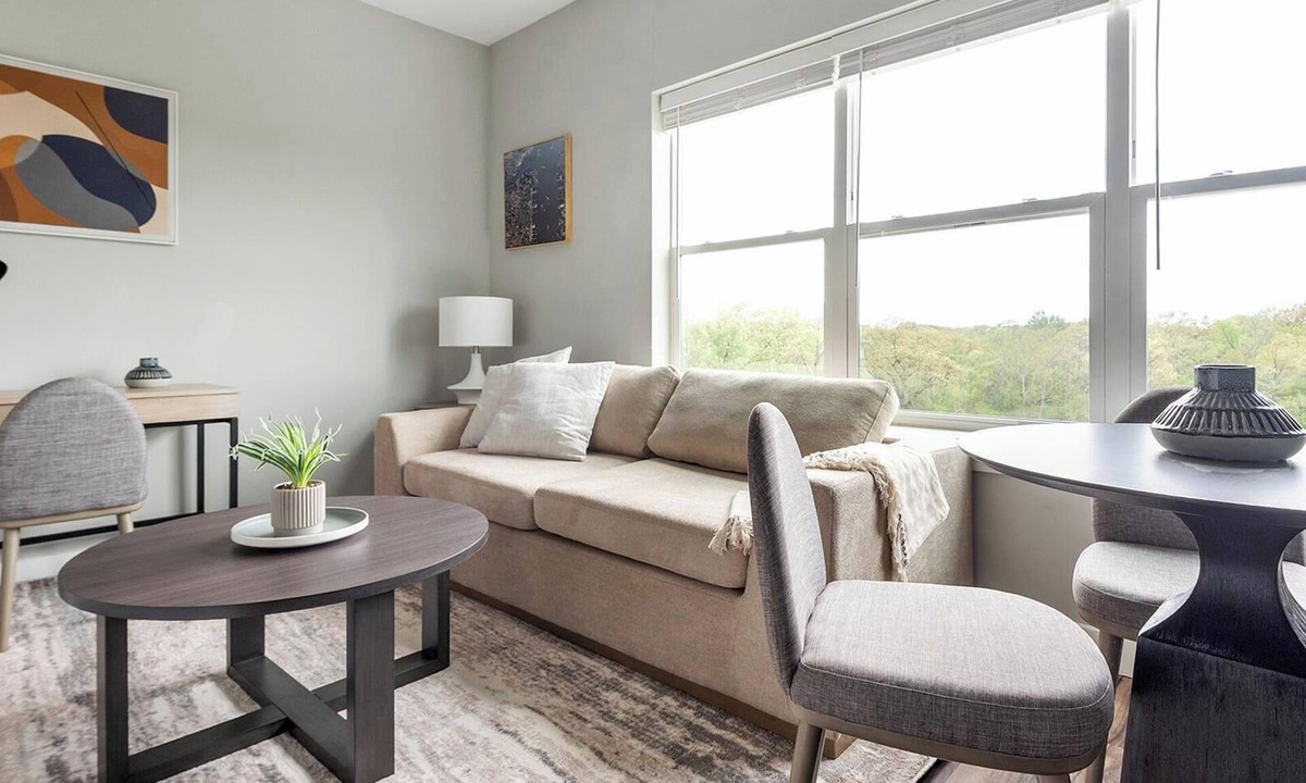 Edwardsville Apartment | Landing | Stunning 1BD, Clubhouse, Gym