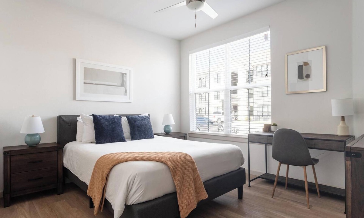 Pflugerville Apartment | Landing | Stunning 1BD, Courtyard, Pool