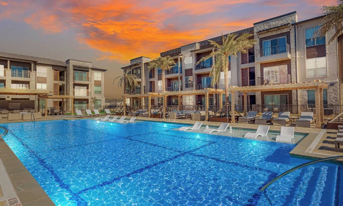 Austin Apartment | Landing | Stunning 1BD, Clubhouse, Yoga Studio