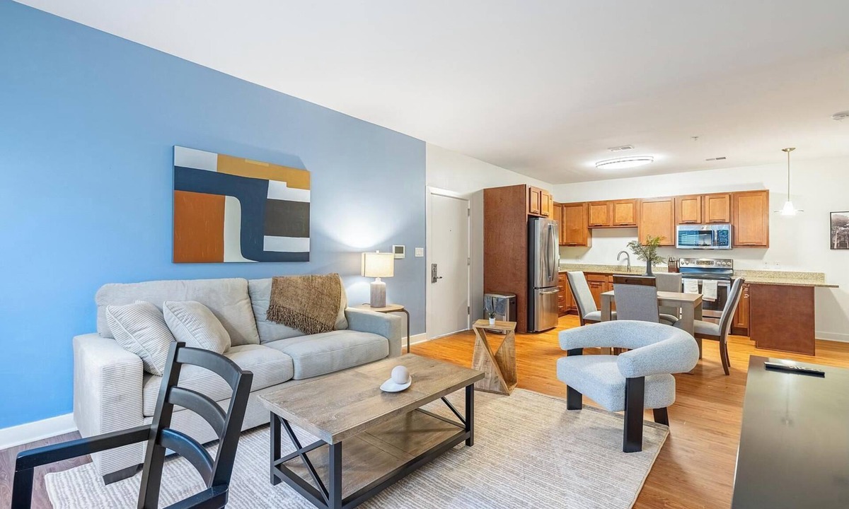 Albany Apartment | Landing | Stunning 1BD, Gym