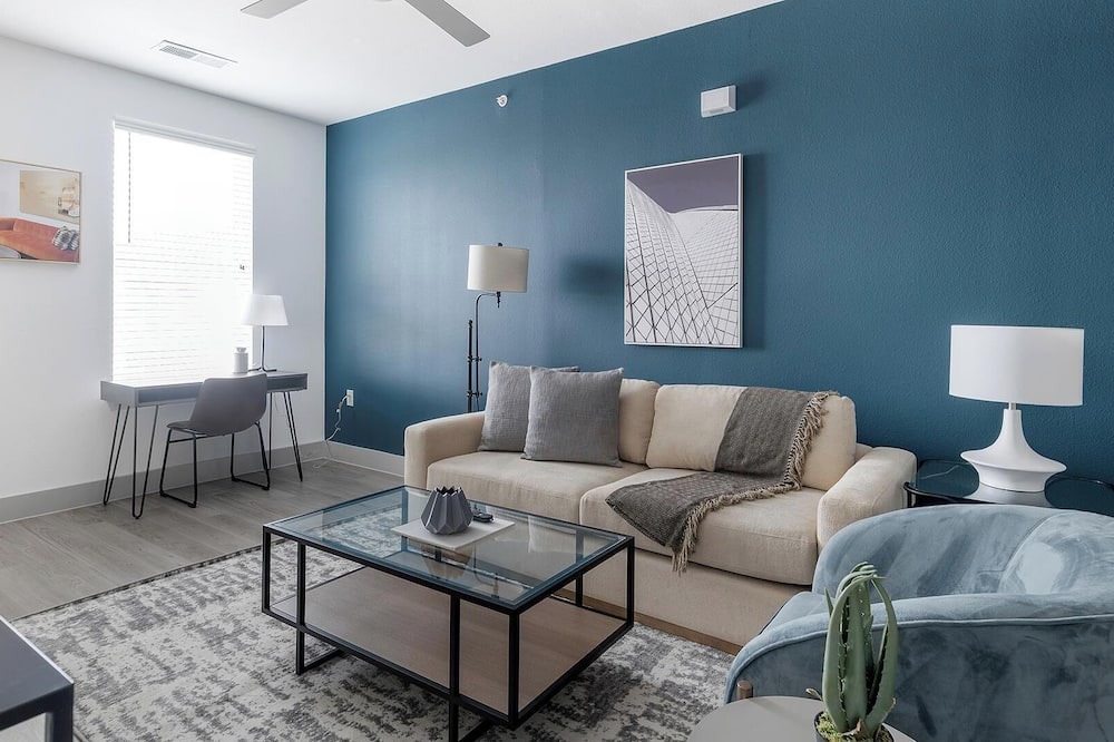 Austin Apartment | Landing | Stunning 1BD, Gym, Pool
