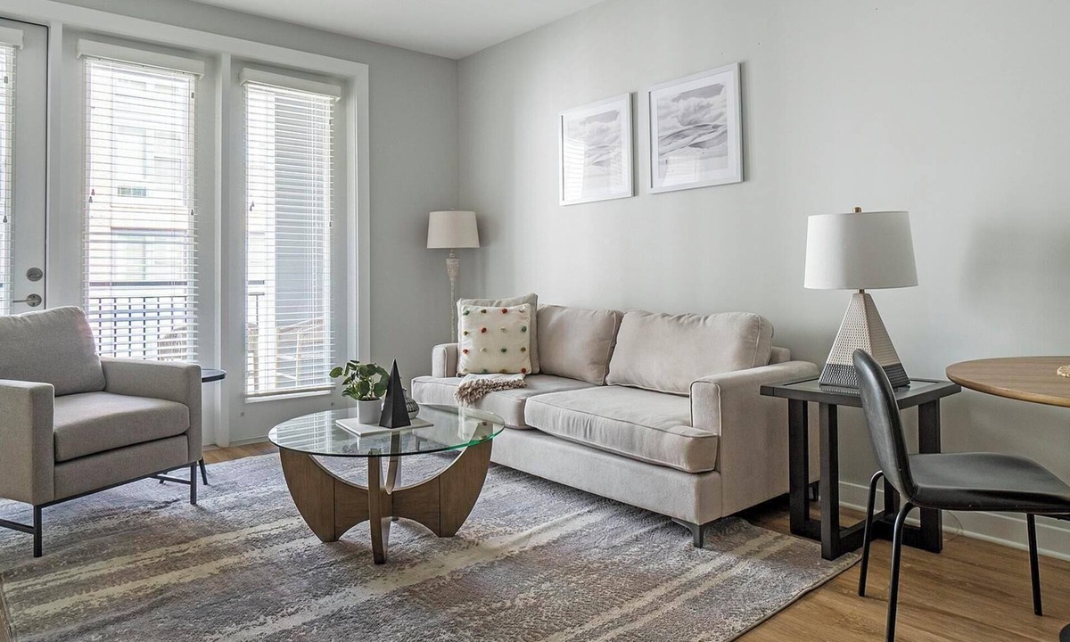 Downtown Apartment | Landing | Stunning 1BD, Gym, Pool